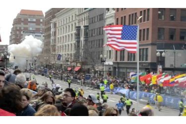 <br />
Certains conspirationnistes affirment que les explosions de Boston sont l&#039;oeuvre du gouvernement américain.