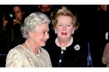 <br />
La reine Elizabeth et Margaret Thatcher en 2005