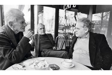 <br />
De g. à dr. : Samuel Beckett, son éditeur Barney Rosset et Jack Garfein à Paris dans les années 1960. 