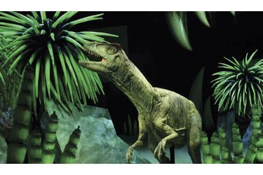 <br />
Ces incroyables créatures, réalisées à l’échelle,  mangent et s’ébattent avec un naturel déconcertant  sur un plateau digne de « Jurassic Park ».