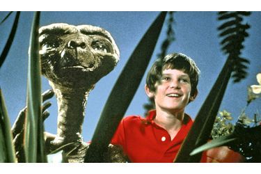 <br />
E.T. et Henry Thomas, Elliott