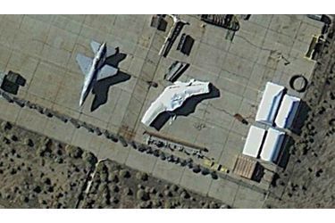 <br />
En décembre 2011, à Palmdam, en Californie, un satellite civil a photographié un appareil recouvert d&#039;une enveloppe blanche dont la forme ne correspond à aucun modèle connu. Il pourrait s&#039;agir d&#039;un nouveau modèle de drone fabriqué par Lockhead Martin pour l&#039;US Air Force. 