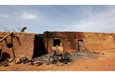 <br />
Des combats ont opposé l'armée malienne aux islamistes à Konna.