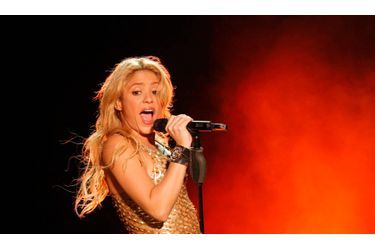 <br />
Shakira.