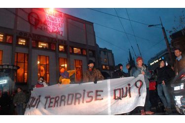 <br />
Manifestation de soutien aux accusés de Tarnac à Limoges le 13 décembre 2008.