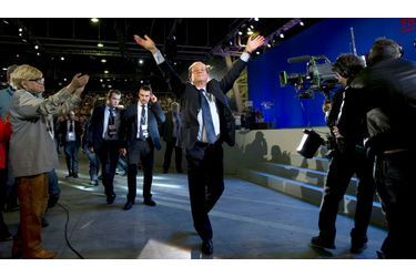 <br />
Dimanche 22 janvier, au Bourget (Seine-Saint-Denis), François Hollande fait son entrée sous les vivats de ses supporters. 