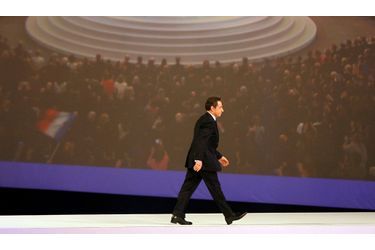 <br />
Nicolas Sarkozy, dimanche, à Villepinte : pour ce fauve  de la politique, il fallait une salle de spectacle grande comme un hall d’exposition. 