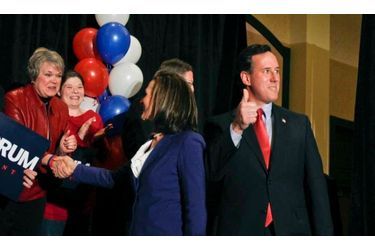 <br />
Rick Santorum et sa femme Karen à St. Charles.