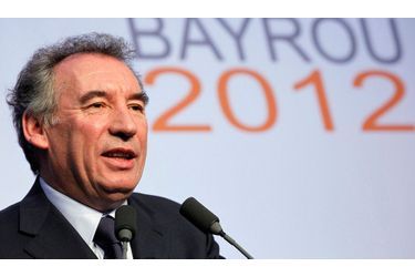 <br />
François Bayrou en meeting de début de campagne, samedi 10 décembre à Pau, dans les Pyrénées-Atlantique.