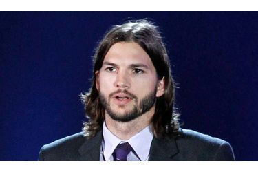 Ashton Kutcher hacké sur Internet