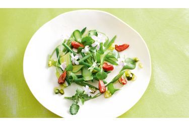 <br />
Salade de différents haricots, courgette trompette, cerises et vinaigrette pistache 