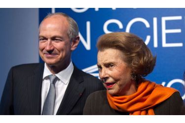 <br />
Liliane Bettencourt et Jean-Paul Agon, directeur général de L'Oréal, le 3 mars dernier.