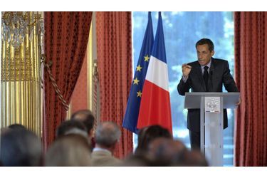 <br />
Nicolas Sarkozy face aux ambassadeurs en 2009.