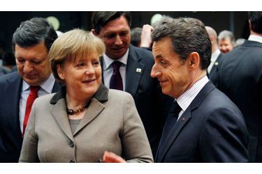 <br />
Entre Nicolas Sarkozy et Angela Merkel, le débat a été tendu. La chancelière allemande et la plupart de ses partenaires n’ont pas apprécié le « cavalier seul » du président français sur le dossier libyen.