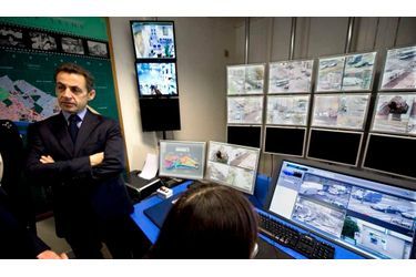 <br />
En 2009 déjà, Nicolas Sarkozy avait fait l&#039;éloge de la vidéosurveillance lors d&#039;une vistie à une unité de vidéosurveillance dans poste de police à Epinay-sur-Marne. 