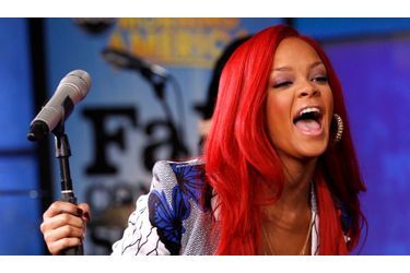 Grammy: Rihanna a une laryngite et une bronchite