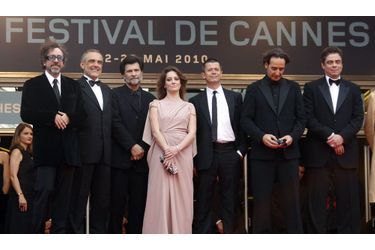 <br />
Une partie du jury du 63e Festival de Cannes.