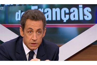 <br />
Nicolas Sarkozy sur le plateau de «Paroles de Français», lundi 25 janvier.