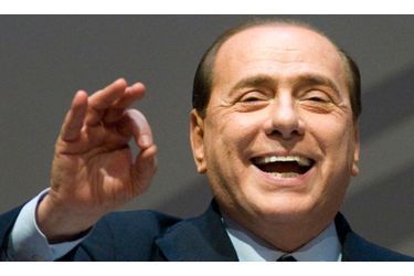 Scandales: Berlusconi ne regrette rien