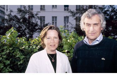 <br />
 Pr Jean-Jacques Robert et Pr Lucienne Chatenoud