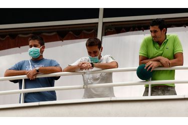 <br />
Les étudiants espagnols en séjour linguistique à Issy-les-Moulineaux atteints de la grippe A