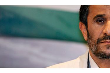 <br />
Mahmoud Ahmadinedjad.