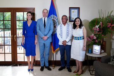 Kate Middleton et le prince William avec le Premier ministre du Belize et sa femme à Belize City, le 19 mars 2022