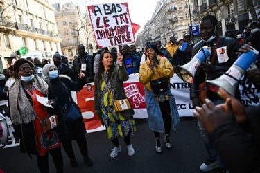 Manifestation à Paris, le 19 mars 2022. 