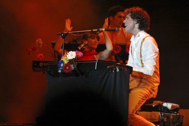 Octobre 2007, Mika en concert à Dubaï.