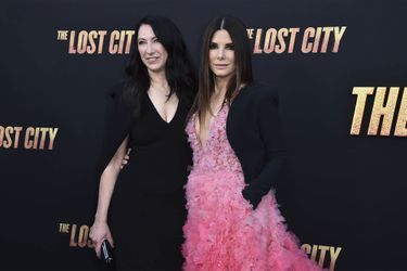 Sandra Bullock et sa soeur lundi à Los Angeles.