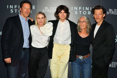 Naomi Watts, Malgorzata Szumowska, Pam Bales et Michael Engler à l&#039;avant-première de son film «Infinite Storm», à New York, le 21 mars 2022.