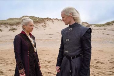 La princesse Rhaenyra Targaryen (Emma D’Arcy) et le prince Daemon Targaryen (Matt Smith) .