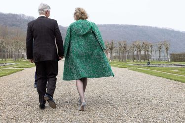 Dernière étape de cette visite du 31 mars 2022 pour la reine Mathilde et le roi des Belges Philippe, le château de Freÿr et ses jardins à la française