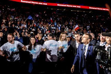 Emmanuel Macron lors du meeting donné à La Défense Arena de Nanterre le 2 avril 2022.