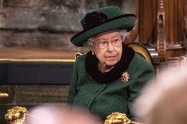 Le chapeau de la reine Elizabeth II à l&#039;abbaye de Westminster, le 29 mars 2022