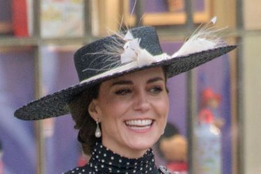 Le chapeau de Kate Middleton à l&#039;abbaye de Westminster, le 29 mars 2022