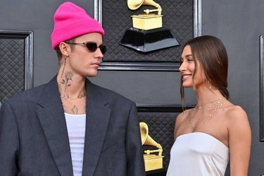 Justin Bieber et Hailey Baldwin aux Grammy Awards 2022.