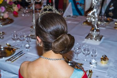 La princesse héritière Victoria de Suède, de dos, à Stockholm, le 6 avril 2022