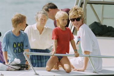Diana, Harry et William à Banana Bay Beach en 1993