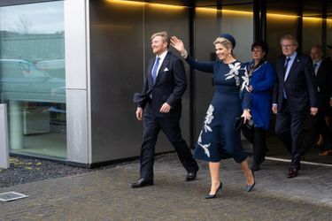 La reine Maxima, dans une robe Oscar de la Renta, et le roi Willem-Alexander des Pays-Bas à Noordwijk, le 7 avril 2022