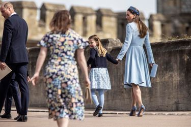 Kate, William et leurs enfants George et Charlotte, dimanche à la chapelle St George à Windsor, ont célébré Pâques.