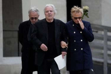 Fabrice Luchini, Pierre Arditi et Muriel Robin à l'hommage national rendu à Michel Bouquet aux Invalides, le 27 avril 2022.