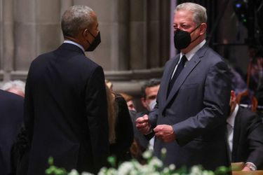 Barack Obama et Al Gore aux funérailles de Madeleine Albright, à Washington, le 27 avril 2022.