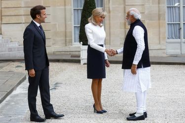 Lors de la rencontre à l&#039;Elysée entre le Premier ministre indien Narendra Modi et Emmanuel et Brigitte Macron.