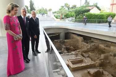 La reine Mathilde et le roi des Belges Philippe ont eu une visite privée du musée de l'Acropole à Athènes, le 3 mai 2022