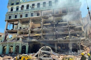 Une explosion a eu lieu tôt vendredi matin à l'hôtel Saratoga, en travaux, à La Havane, à Cuba, le 6 mai 2022.