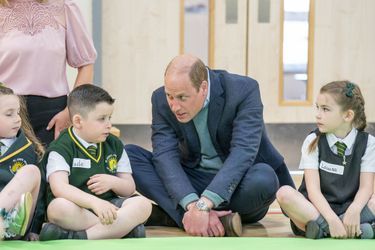 Le prince William, duc de Cambridge, lors d&#039;une visite à l&#039;école primaire St. John&#039;s, à Port Glasgow, Royaume Uni, le 11 mai 2022, pour participer à une session Roots of Empathy.