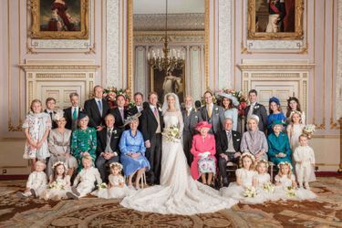 Lady Gabriella le jour de son mariage avec Thomas Kingston, entourée de la famille royale, au château de Windsor, le 18 mai 2019.