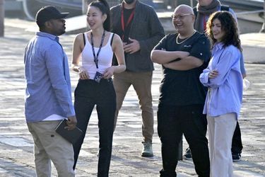 Kevin Hart, Ursula Corbero, Kim Yoon Ji et Jacob Batalon sur le tournage du film «Lift», à Venise, le 11 et 12 mai 2022.
