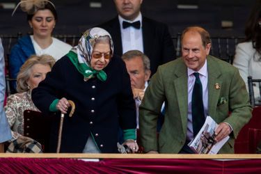 La reine Elizabeth II avec le prince Edward au Royal Windsor Horse Show, le 13 mai 2022